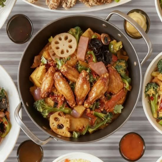 Apps Facebook ad example 12: Order delivery on Uber Eats