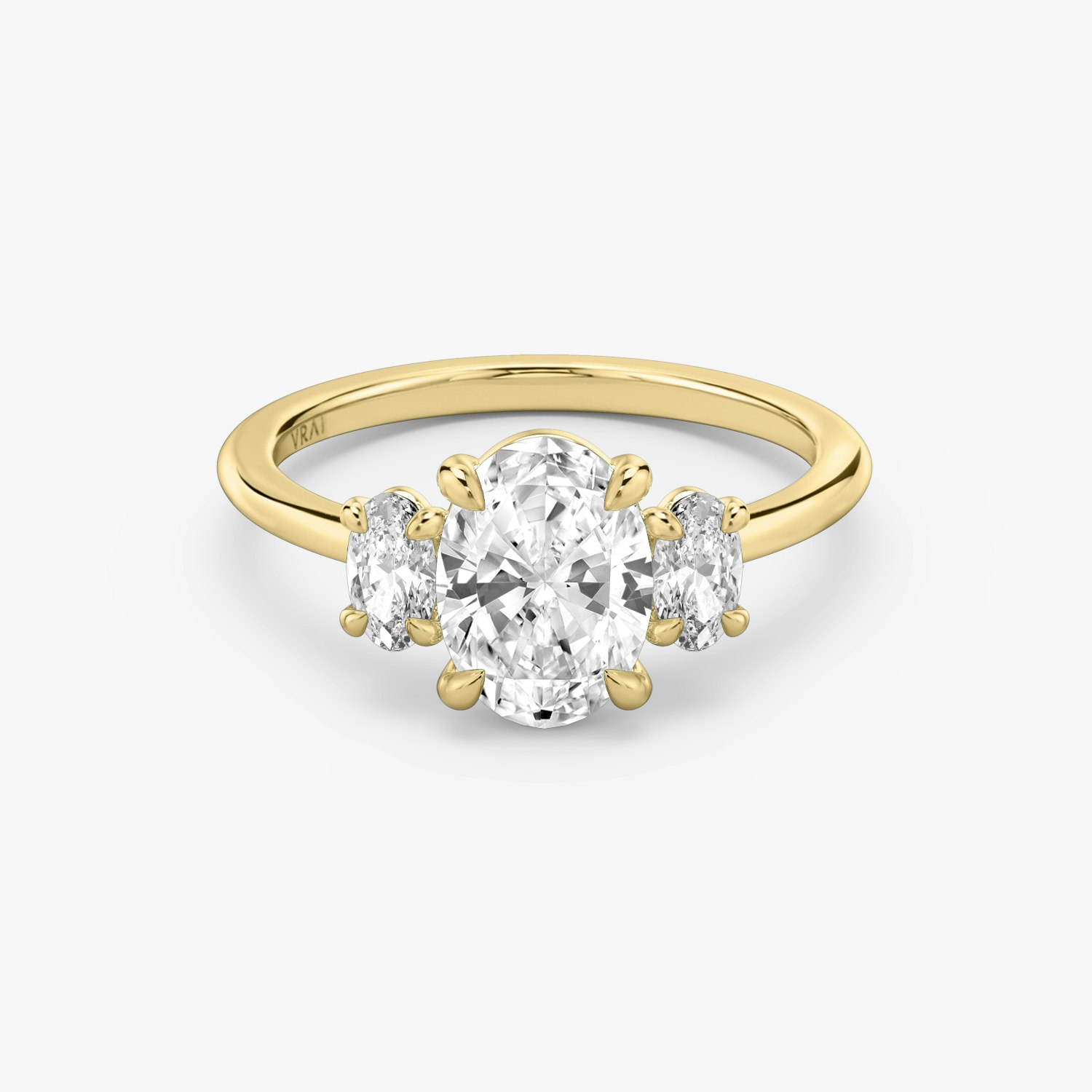 Jewelry Facebook ad example 44: VRAI