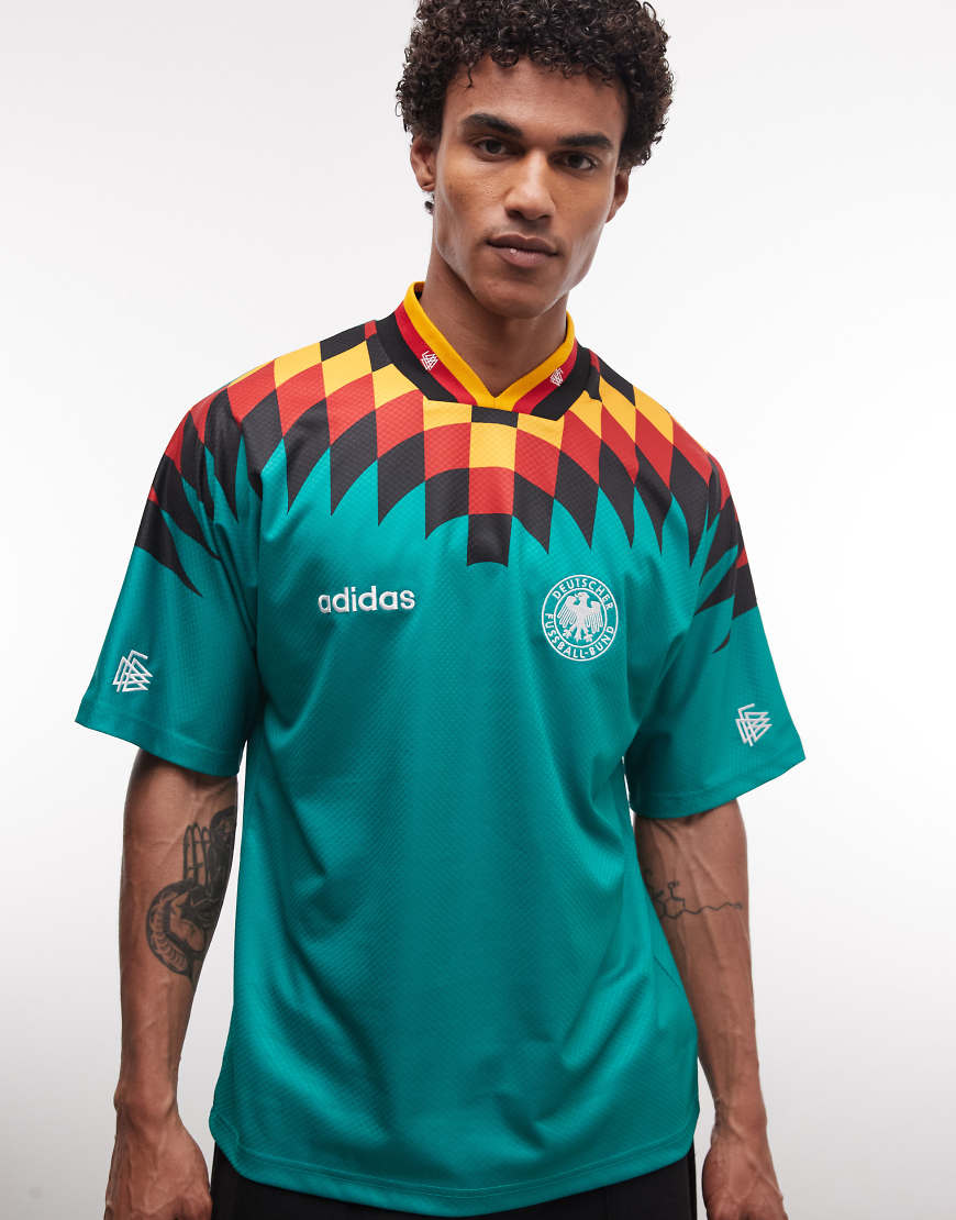 Fashion Facebook ad example 19: adidas Football Germany 94 bring back jersey in green