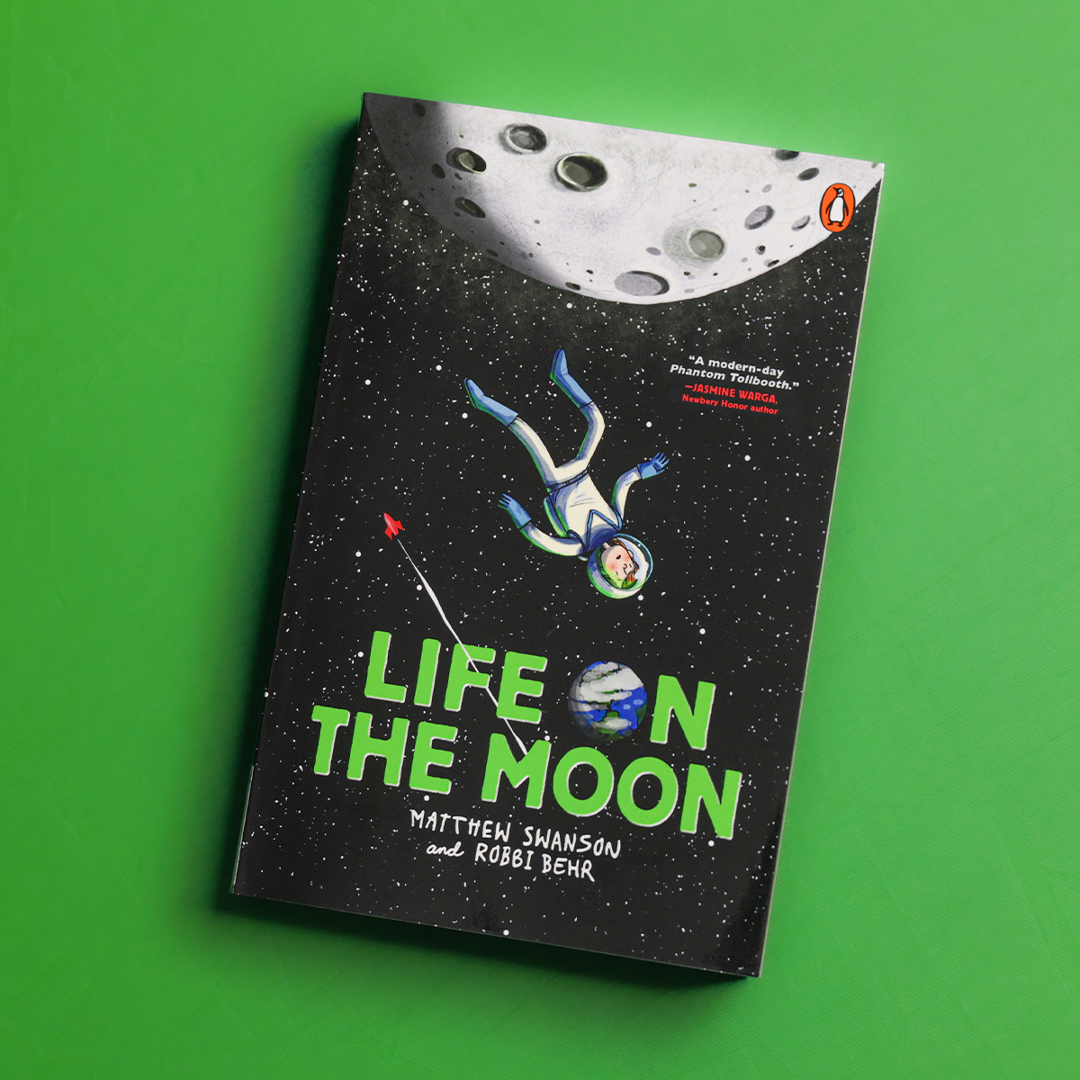 Books Facebook ad example 38: What’s Really Hiding on the Moon?