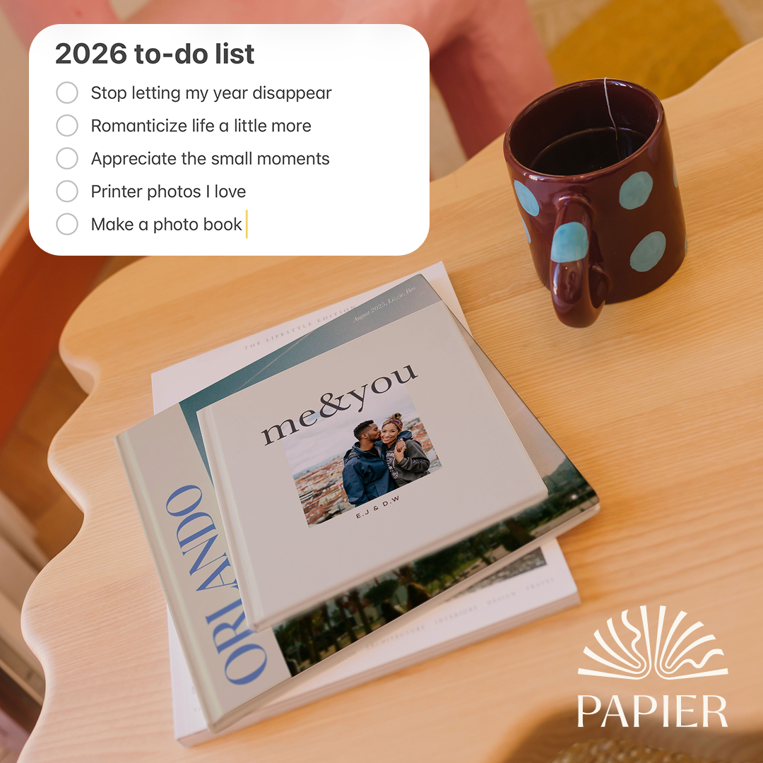 Weddings Facebook ad example 27: Shop Photo books