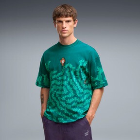 Fitness Facebook ad example 20: x PORTUGAL SALEHE BEMBURY KING Oversized T-Shirt Men in Emerald Ice, Size XL by PUMA