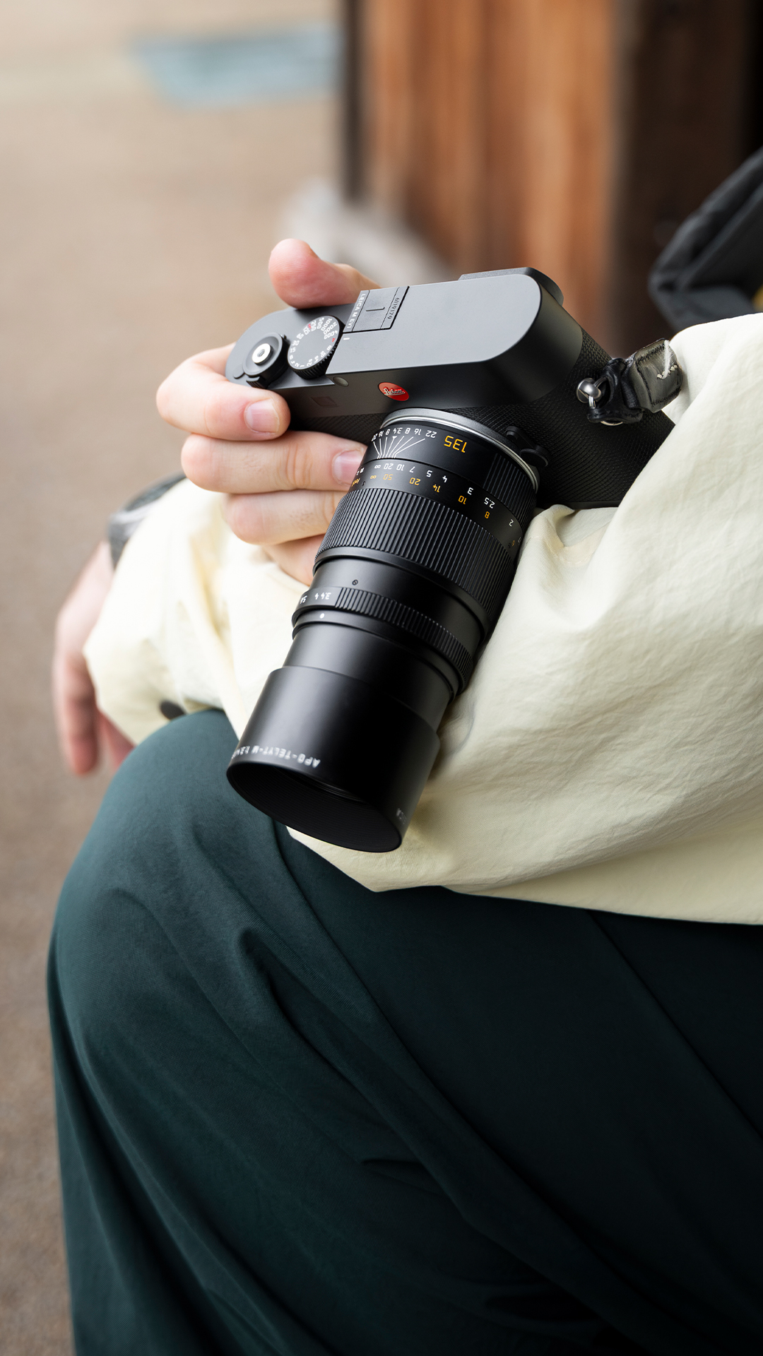 Photography Facebook ad example 5: Control and Simplicity