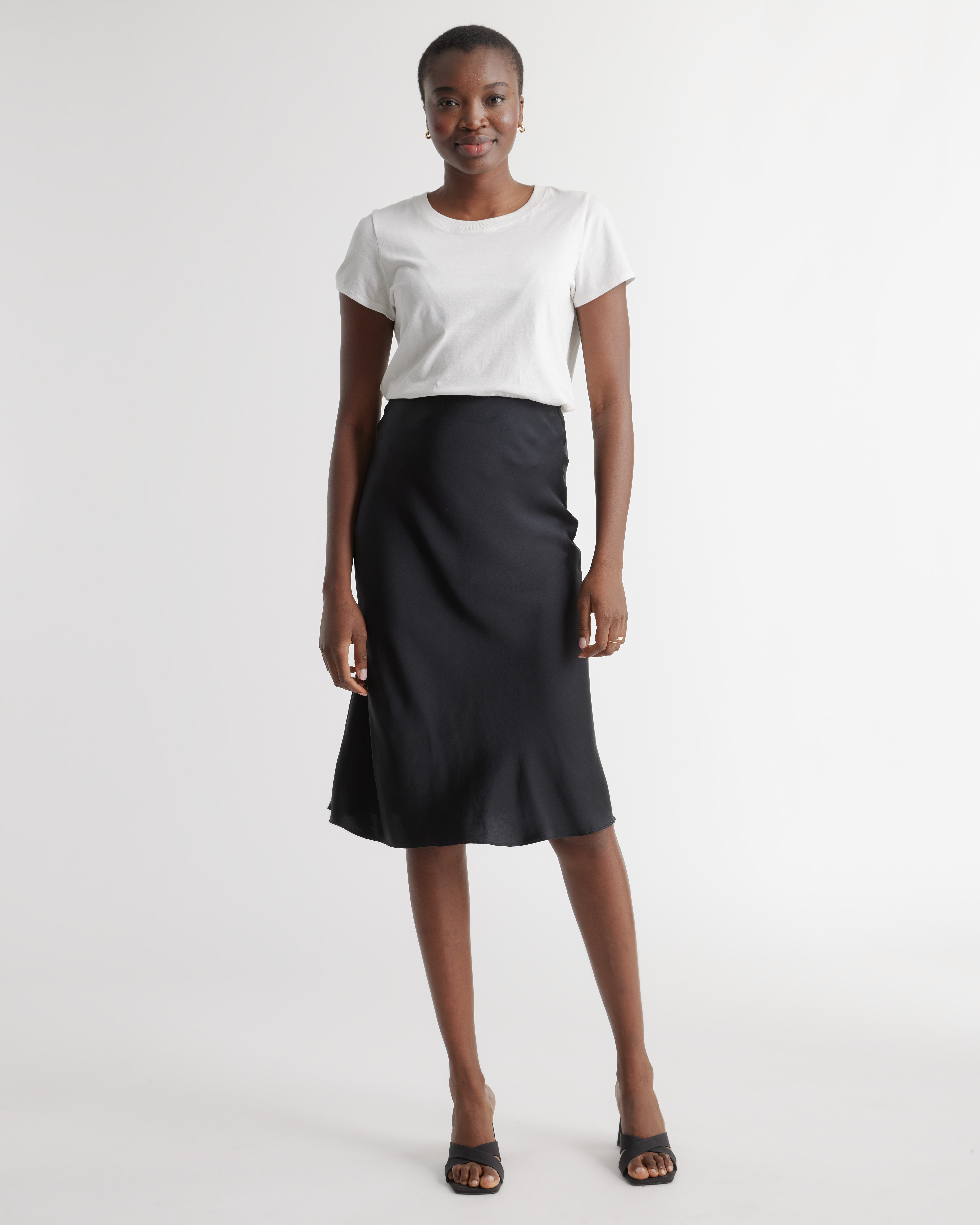 Fashion Facebook ad example 8: 100% Washable Silk Skirt