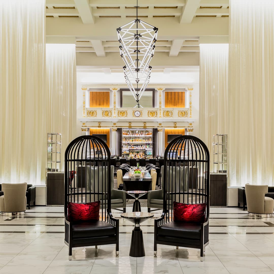 Travel Facebook ad example 12: Hilton Boston Park Plaza